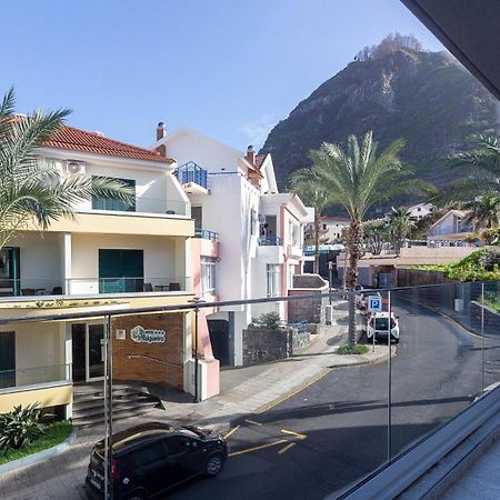 Luxury And Modern Apartment In Porto Moniz Center Bagian luar foto